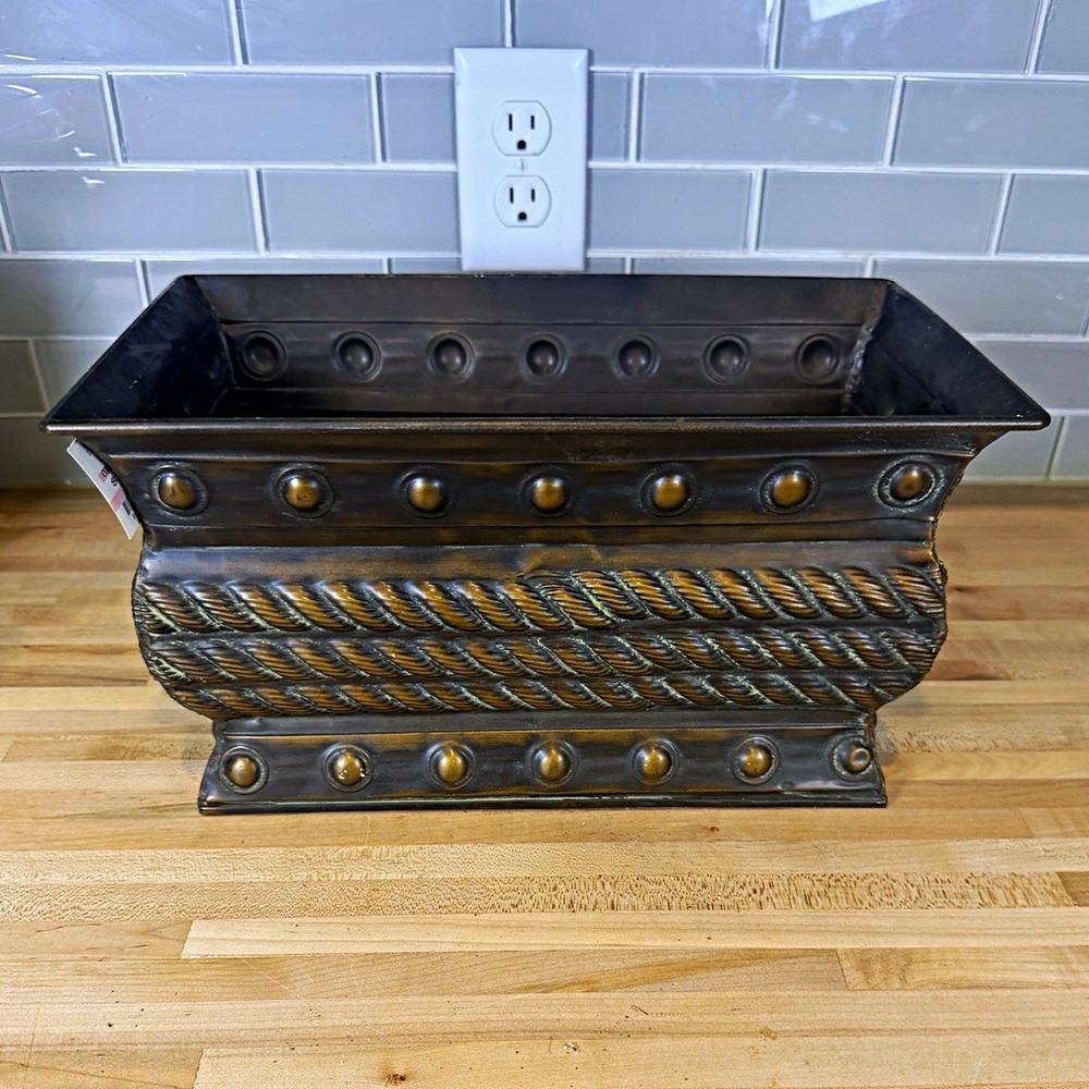 Three Hands Corp Rustic Bronze Metal Planter Box Studded Rope Design 33508 NWT